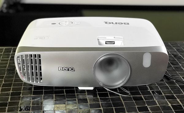 benq_projector_front_covered