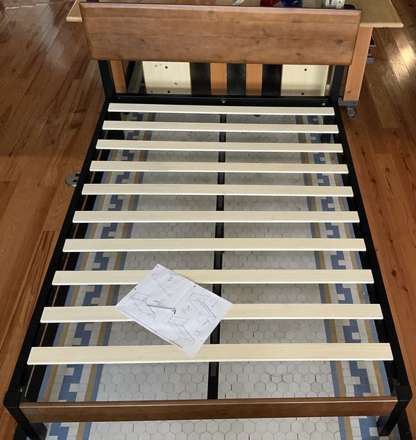 Review: Wood Metal Platform Bed