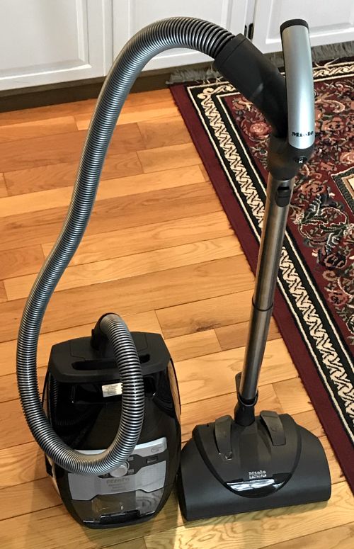 miele_bagless_canister_vacuum_upright